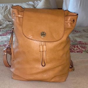 Great stylish Tory Burch Bag.